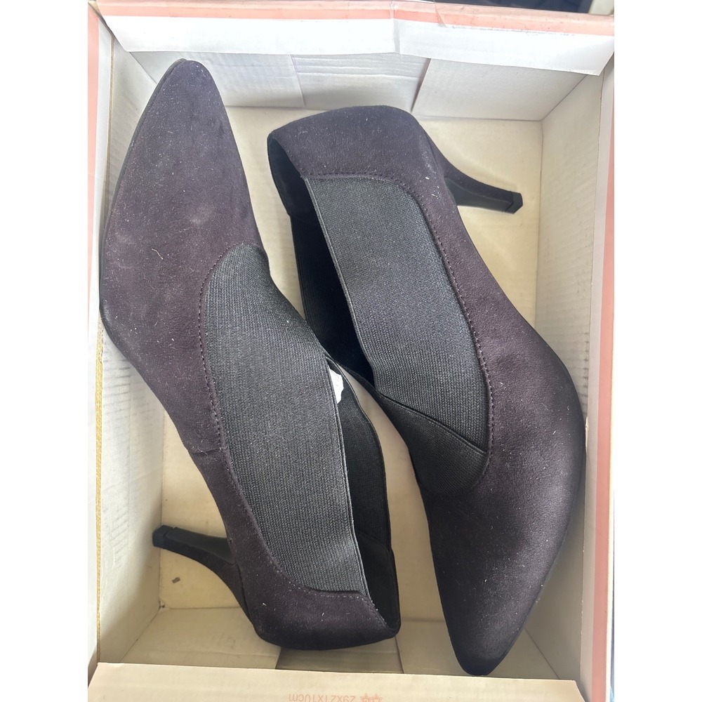 Dressbarn Ashleigh Pumps Size 10 Black Pointed Toe Elastic Strap Stiletto Heels
